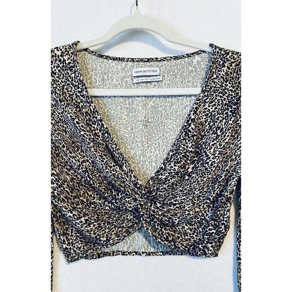 Urban Outfitters UO Top Womens Small Animal Print Cropped Twisted Front Boho - Picture 3 of 8